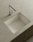 Zie 50 Roc Stone®
