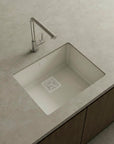 Zie 50 Roc Stone®